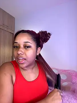  Zahara  online show from 10-19-25, 07:27