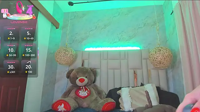 NikkyyRed online show from 09-24-25, 12:29