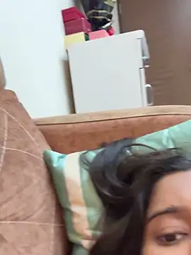 desitease online show from 10-13-25, 08:54