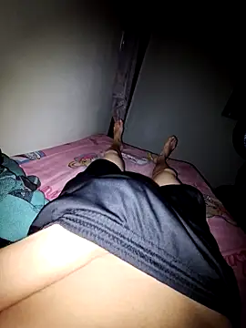 Snapshot of SexandCaliente chatting on 02-03-26, 06:11 SexandCaliente online show from 02-03-26, 06:11