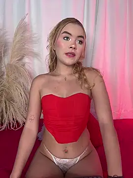 Snapshot of Miaa_rosses3 chatting on 06-05-26, 02:27 Miaa rosses3 online show from 06-05-26, 02:27