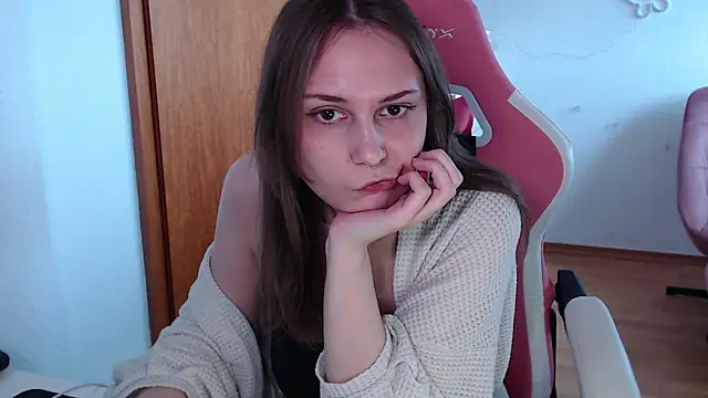 Snapshot of ox_Tricia chatting on 05-20-26, 10:45 ox Tricia online show from 05-20-26, 10:45