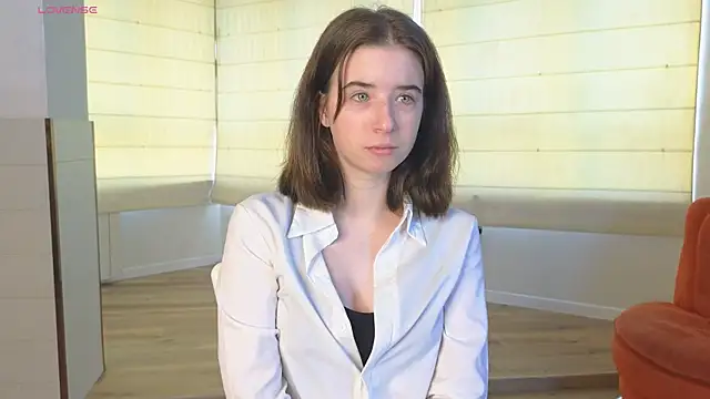 Snapshot of DorisDenmon chatting on 09-19-25, 03:10 DorisDenmon online show from 09-19-25, 03:10