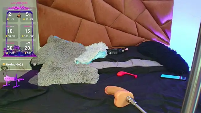 sebas palacioo online show from 09-09-25, 05:06