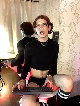 danny rios20 online show from 09-16-25, 03:51