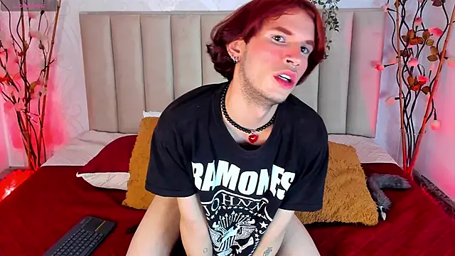 danny rios20 online show from 12-03-25, 01:10