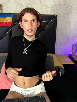 danny rios20 online show from 09-23-25, 03:57