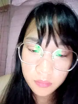 Snapshot of Maimai00 chatting on 09-20-25, 02:00 Maimai00 online show from 09-20-25, 02:00