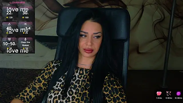 NaomiScarlet online show from 10-28-25, 05:39