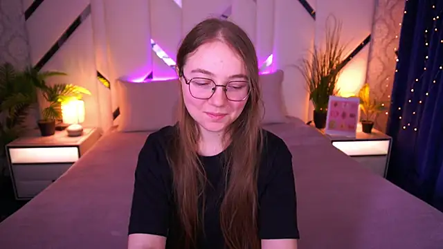 ArrinaWairr online show from 02-11-26, 08:58