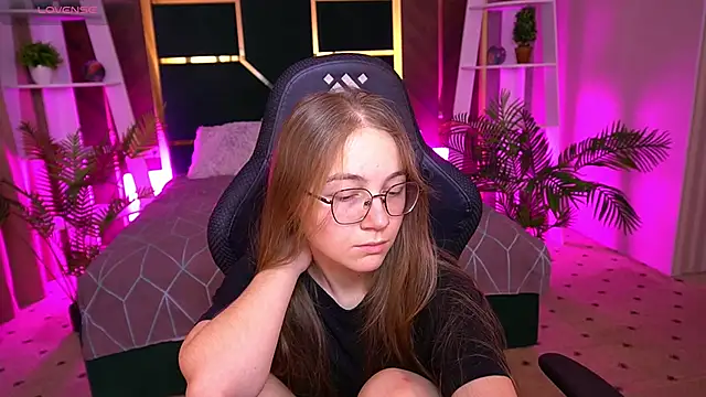 ArrinaWairr online show from 11-11-25, 09:15