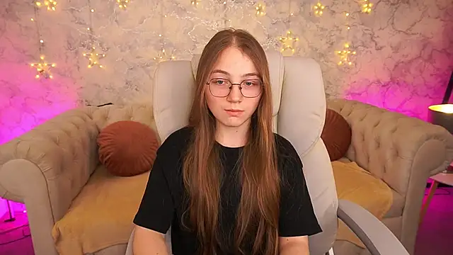 ArrinaWairr online show from 02-10-26, 09:19