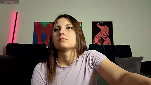 TrixiBell online show from 05-27-26, 04:53