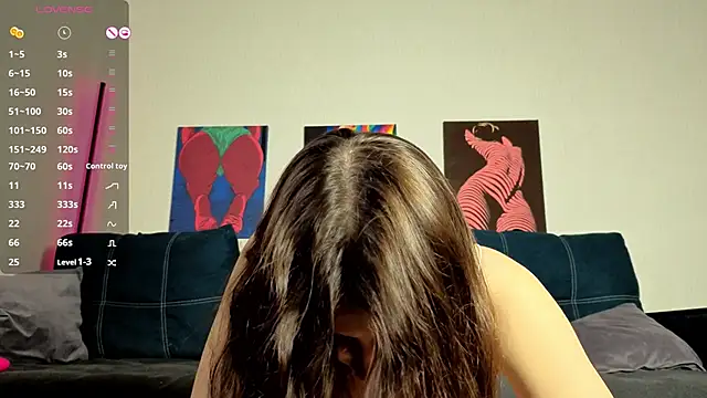 TrixiBell online show from 02-18-26, 06:11