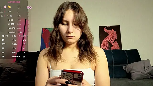 TrixiBell online show from 03-04-26, 04:31