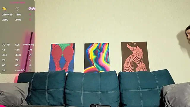 TrixiBell online show from 03-20-26, 04:46