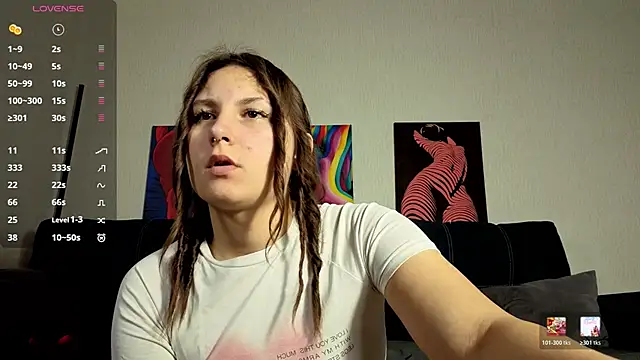 TrixiBell online show from 05-30-26, 04:41