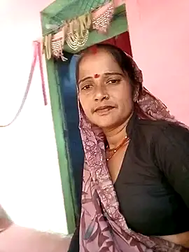 Cutreet online show from 12-14-25, 09:26