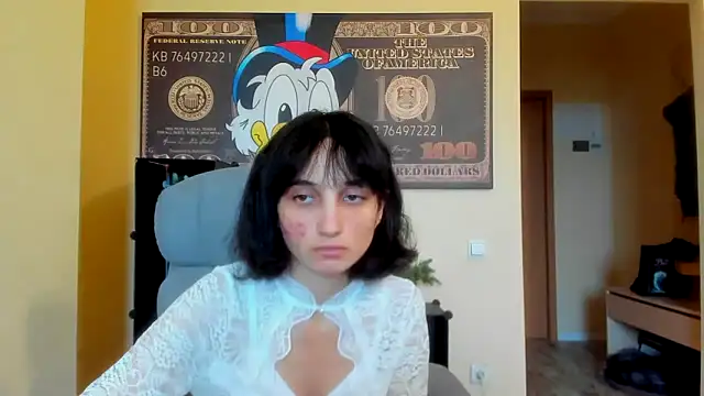 Snapshot of Marri-Stella chatting on 10-12-25, 08:37 Marri-Stella online show from 10-12-25, 08:37