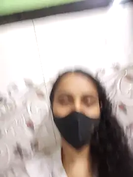 Snapshot of Zoya_G chatting on 02-26-26, 10:04 Zoya G online show from 02-26-26, 10:04