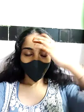 Snapshot of Zoya_G chatting on 02-19-26, 10:23 Zoya G online show from 02-19-26, 10:23