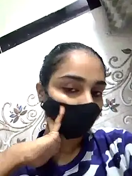 Snapshot of Zoya_G chatting on 09-30-25, 11:27 Zoya G online show from 09-30-25, 11:27