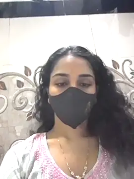 Snapshot of Zoya_G chatting on 09-19-25, 11:25 Zoya G online show from 09-19-25, 11:25