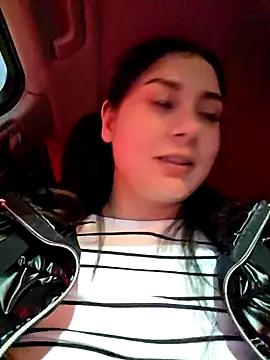 SaraViss20 online show from 12-17-25, 06:24