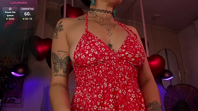 Snapshot of anne_dh chatting on 02-15-26, 12:44 anne dh online show from 02-15-26, 12:44