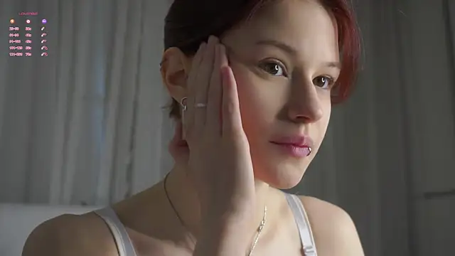 Snapshot of BlytheBenny chatting on 04-07-26, 01:07 BlytheBenny online show from 04-07-26, 01:07