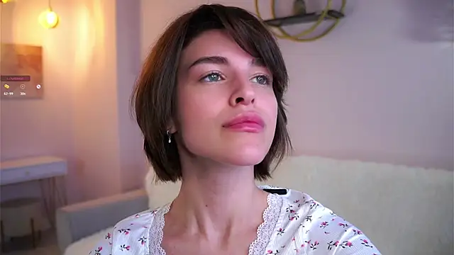 EleneButton online show from 10-04-25, 01:29