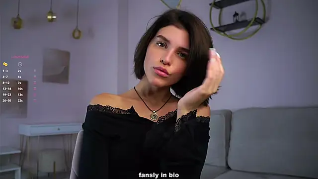 EleneButton online show from 11-12-25, 01:10