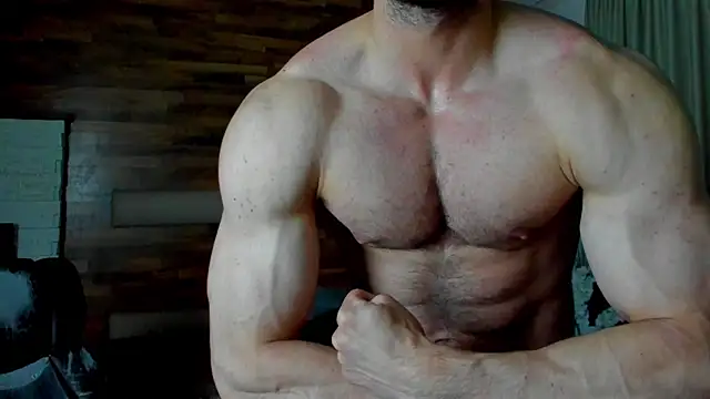 Snapshot of IvanHydee chatting on 05-27-26, 04:31 IvanHydee online show from 05-27-26, 04:31
