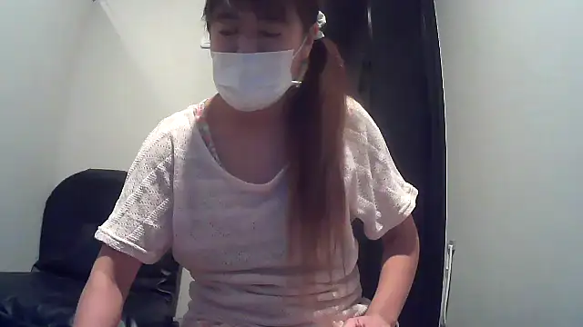 Snapshot of SAKI_saki_01 chatting on 10-05-25, 07:10 SAKI saki 01 online show from 10-05-25, 07:10