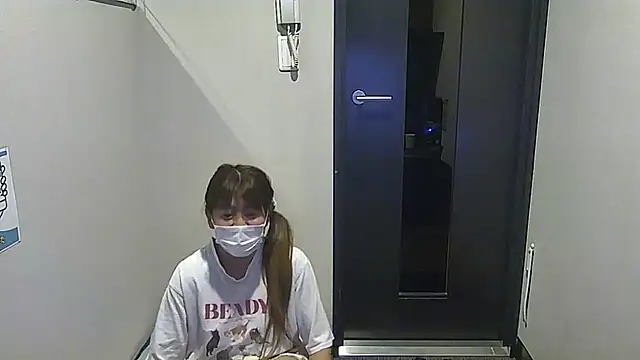 Snapshot of SAKI_saki_01 chatting on 10-10-25, 11:22 SAKI saki 01 online show from 10-10-25, 11:22