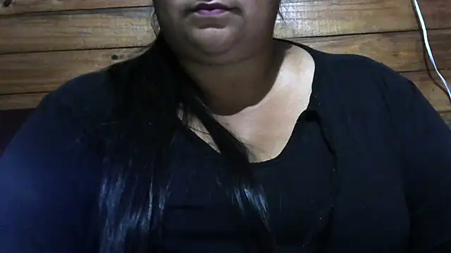 Snapshot of MARRENTINHA34 chatting on 05-02-26, 06:57 MARRENTINHA34 online show from 05-02-26, 06:57