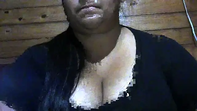 Snapshot of MARRENTINHA34 chatting on 06-07-26, 02:22 MARRENTINHA34 online show from 06-07-26, 02:22