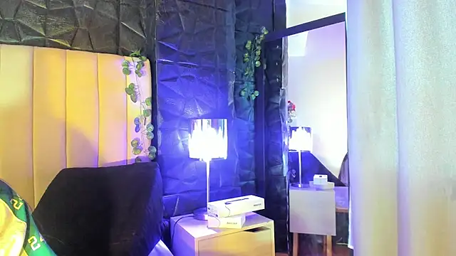 Snapshot of Bonnali_lune chatting on 02-11-26, 10:42 Bonnali lune online show from 02-11-26, 10:42