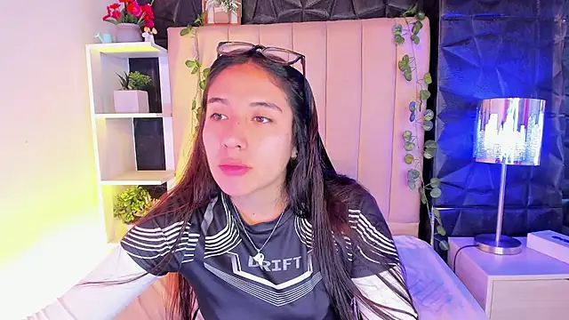 Snapshot of Bonnali_lune chatting on 02-07-26, 07:44 Bonnali lune online show from 02-07-26, 07:44