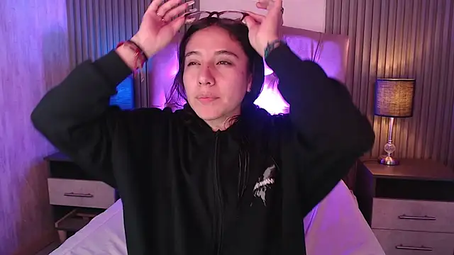 Snapshot of Bonnali_lune chatting on 02-12-26, 07:46 Bonnali lune online show from 02-12-26, 07:46