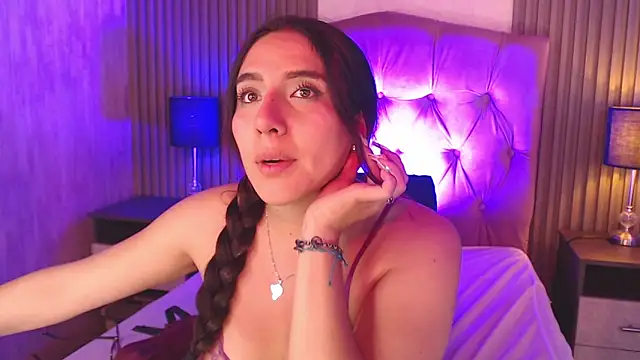 Snapshot of Bonnali_lune chatting on 02-04-26, 11:11 Bonnali lune online show from 02-04-26, 11:11