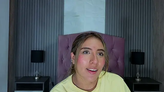 Bonnali lune online show from 03-21-26, 10:02