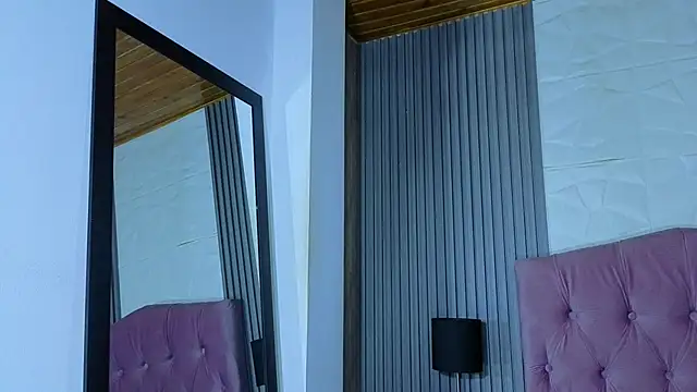 Bonnali lune online show from 04-10-26, 09:55