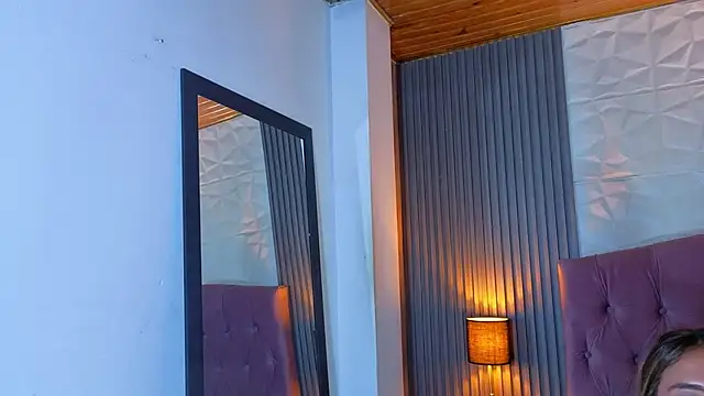 Bonnali lune online show from 03-23-26, 04:01