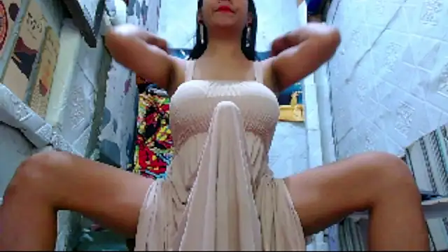 Snapshot of LatinaCOCKSlayer_xx chatting on 06-17-26, 10:25 LatinaCOCKSlayer xx online show from 06-17-26, 10:25