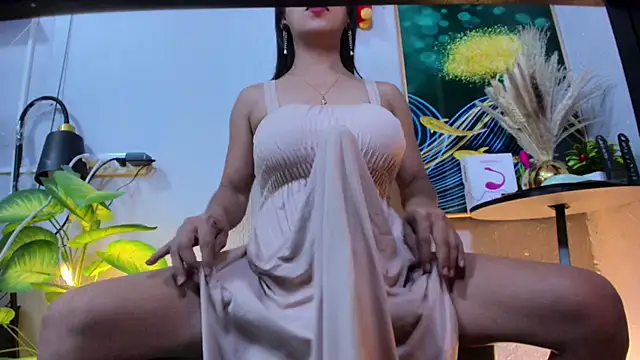 Snapshot of LatinaCOCKSlayer_xx chatting on 07-19-26, 06:00 LatinaCOCKSlayer xx online show from 07-19-26, 06:00
