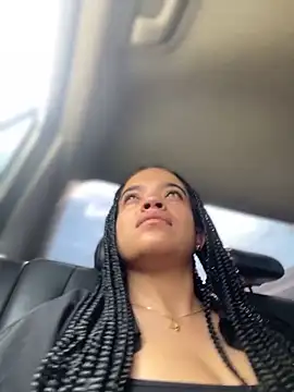 JuanitaMore01 online show from 12-03-25, 07:57