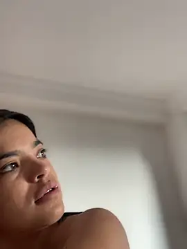 JuanitaMore01 online show from 10-16-25, 08:17