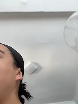 JuanitaMore01 online show from 02-11-26, 05:35