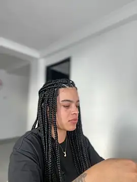 JuanitaMore01 online show from 11-29-25, 08:20